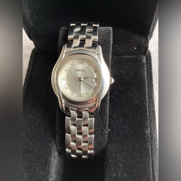 Ladies GUCCI stainless steel watch💖 - Picture 5 of 13